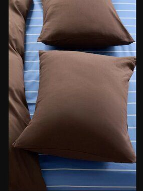 Urban Outfitters Classic Linen-Blend Fondue Fudge Brown Color StandardnSham Set